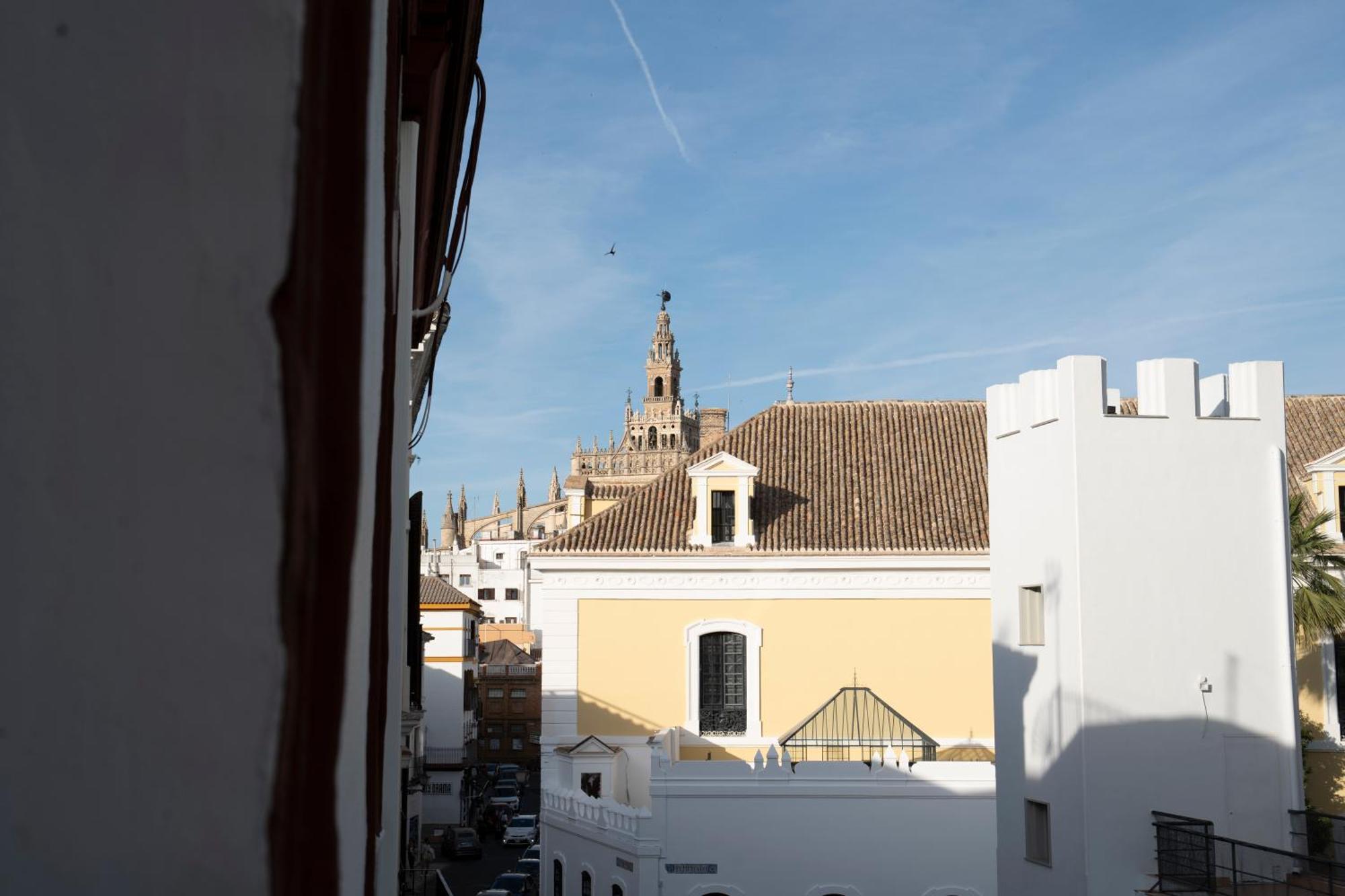 California Apartament Dos De Mayo Sevilla Exteriör bild